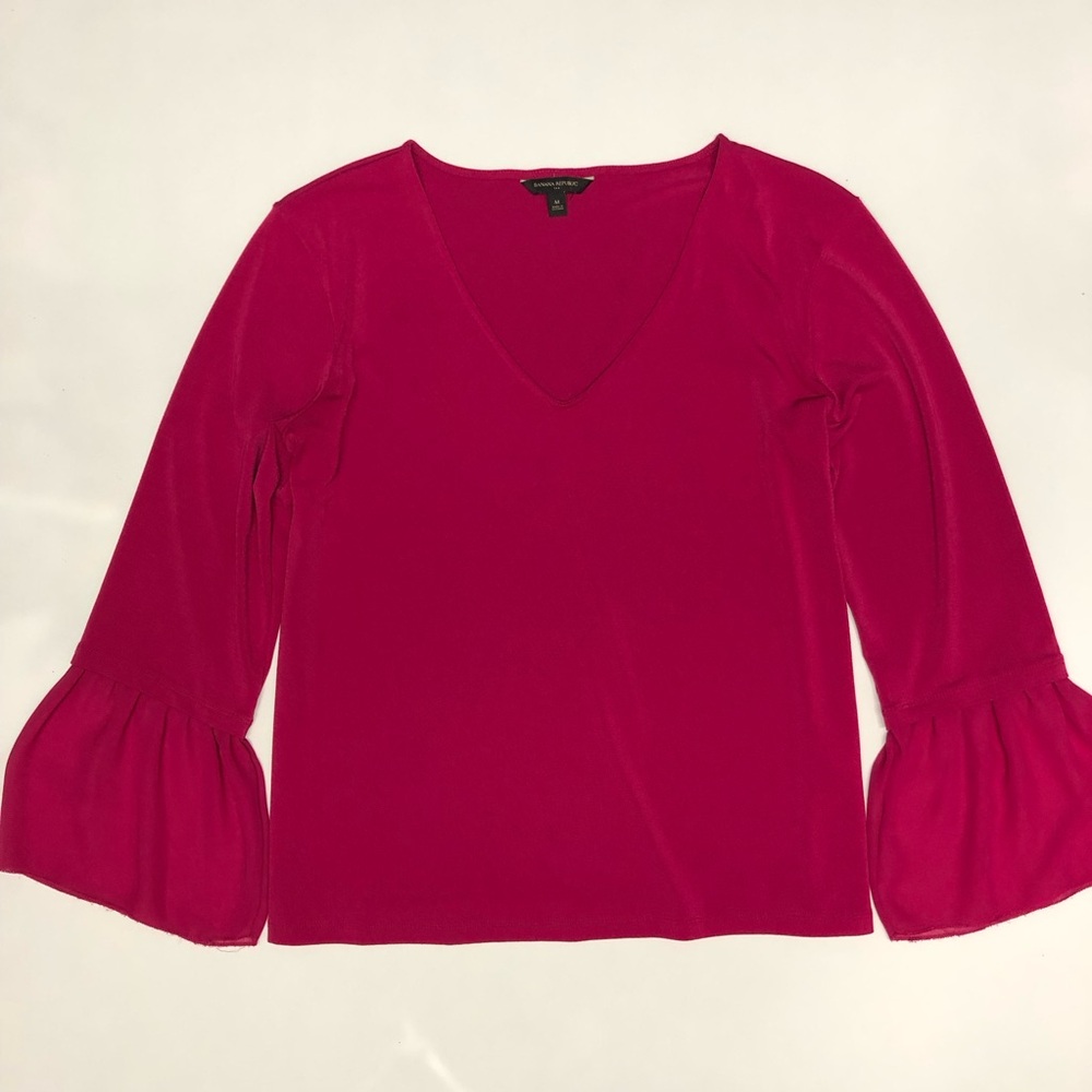 Banana republic v-neck long sleeve top blouse size medium